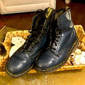 Doc Martens - Vintage Navy Blue Combat